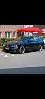 BMW E39 530dA Touring - BMW 530 aus 2003: 530d
