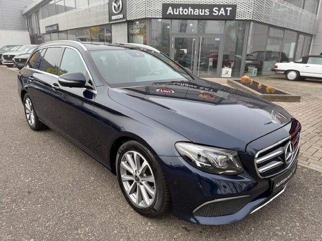 Mercedes-Benz E 200 T-Modell Avantgarde Burmester/Wide-Screen