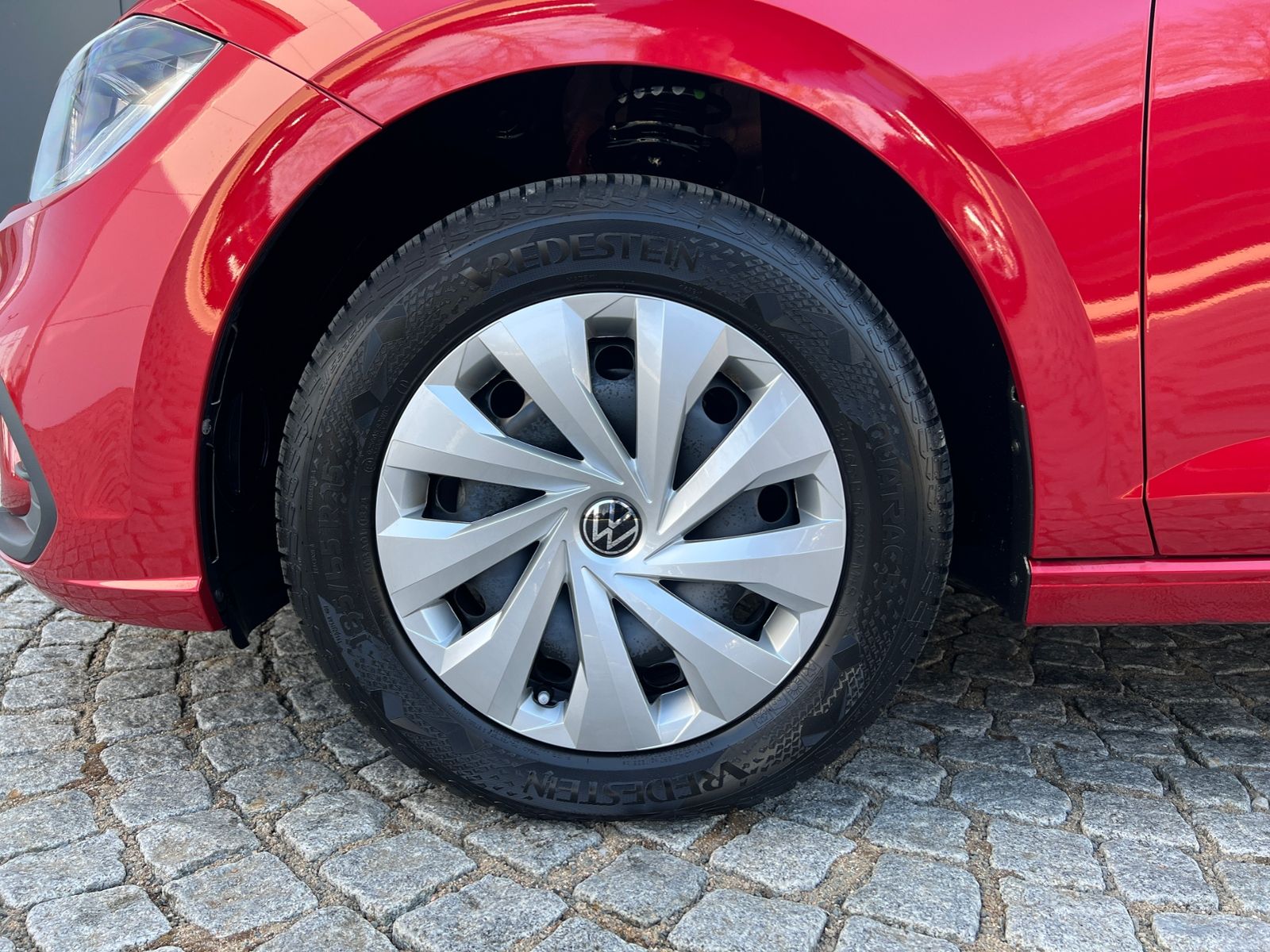 Fahrzeugabbildung Volkswagen Polo Life 1.0 MPI *LED, Climatronic, Sitzhzg., A