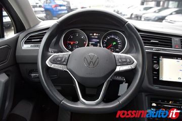 Volkswagen Tiguan - 10