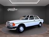 Mercedes-Benz 230 W123 - Autos aus dem Jahr 1981