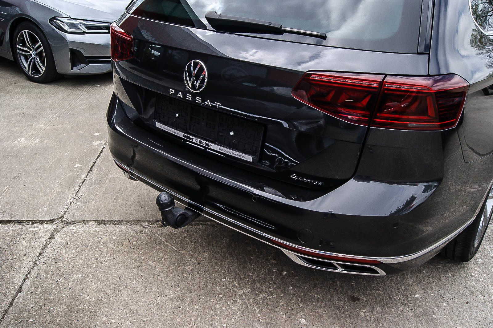 Fahrzeugabbildung Volkswagen Passat Variant 20TDI 4Motion R-Line MATRIX PANO