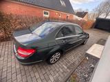 Mercedes-Benz C 180 CGI BlueEFFICIENCY AVANTG. Autom. AVAN... - Mercedes-Benz C 180: Grün, Limousine