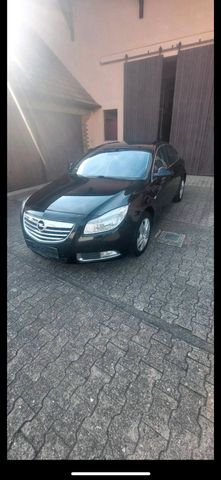 Opel Insignia 2.0 Turbodiesel, Automatik