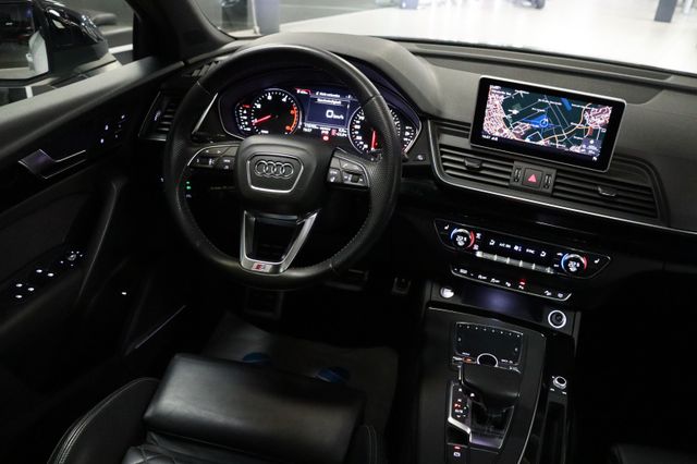 Fahrzeugabbildung Audi Q5 40 TDI Quattro S line Competition|PANO| 360°|