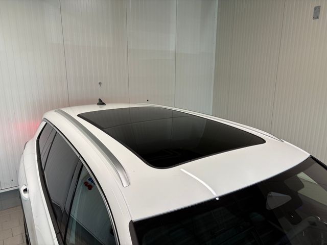 Tayron R-Line 2.0 TDI 4M DSG PANO STNDHZG LED