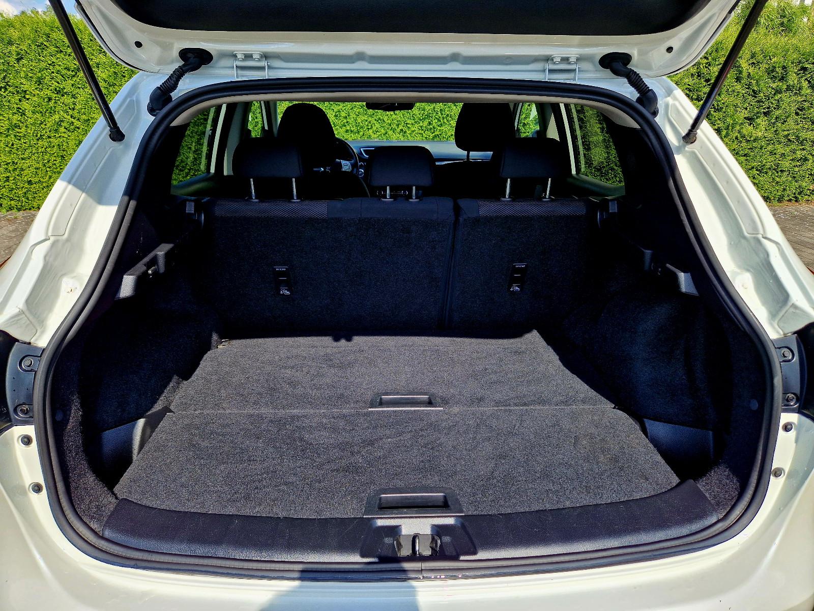Nissan Qashqai N-Connecta (Automatik, Navi, Kamera)