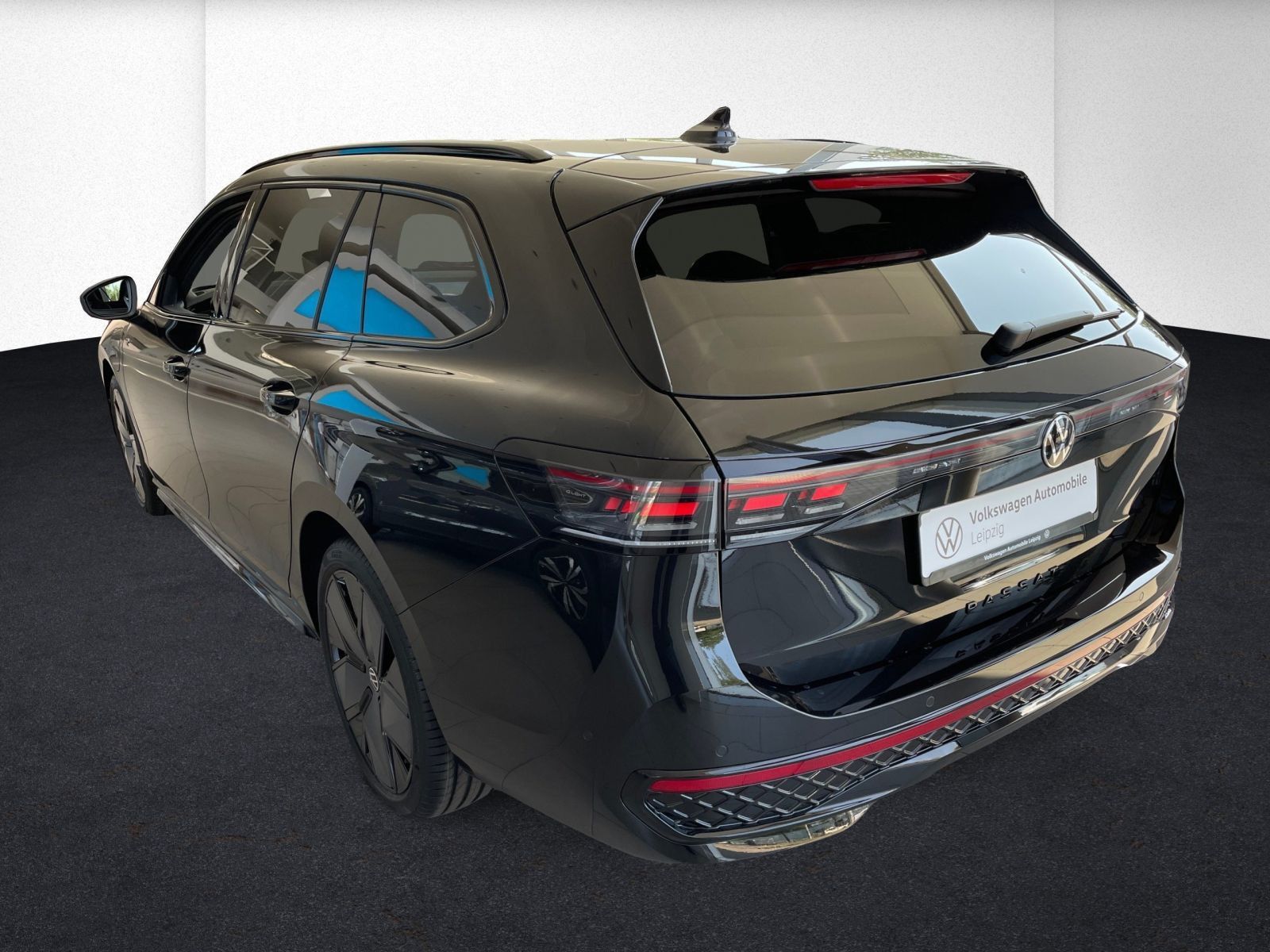 Volkswagen Passat R-Line 1.5 TSI eHybrid Signature ACC AHK foto 6