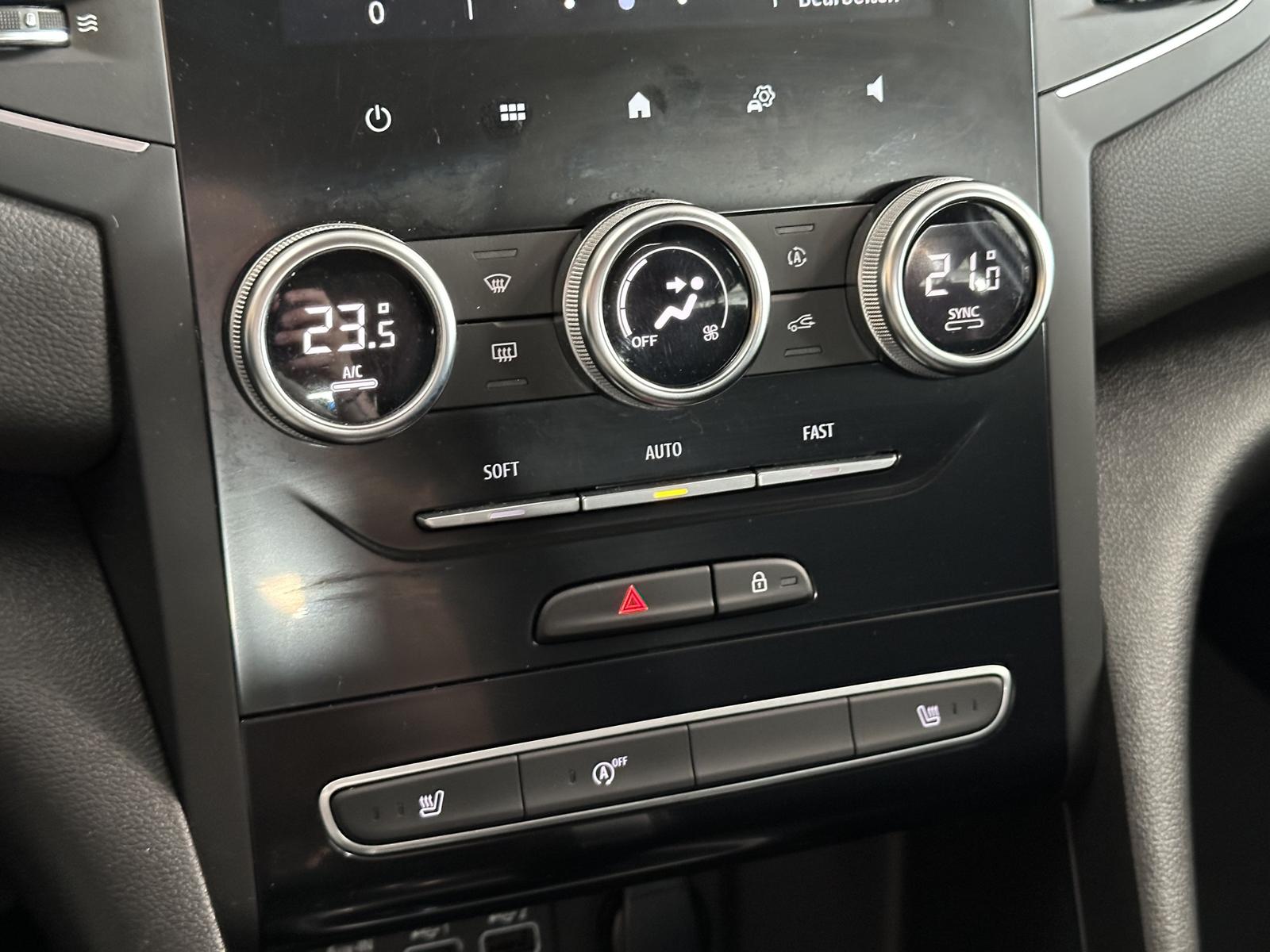 Renault Megane Business Navi Tempomawt LED SHZ PDC