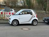 Smart ForTwo coupé 1.0 52kW mhd pearlgrey pearlgrey - Smart ForTwo: Halbautomatik