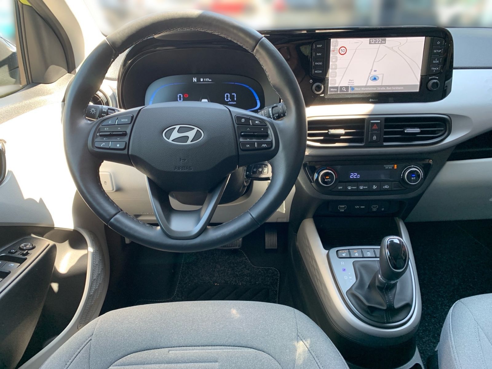 Fahrzeugabbildung Hyundai i10 1.2 Automatik Prime Standheizung