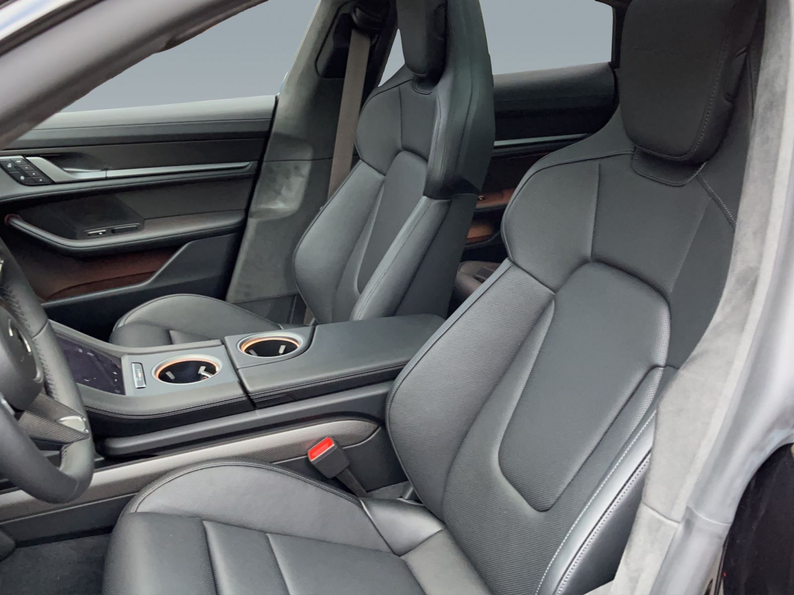 Porsche Taycan - Bild 4