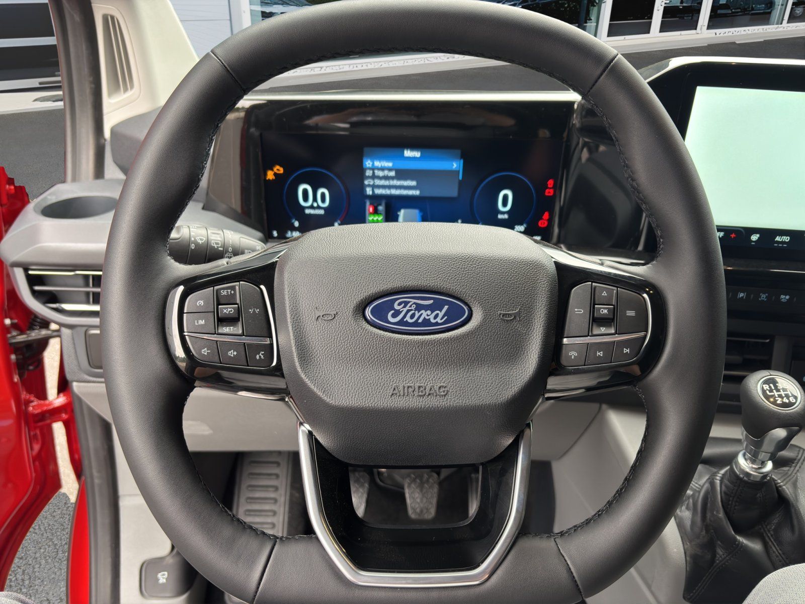 Fahrzeugabbildung Ford Tourneo Custom 2.0 Ecoblue 320 L1 Tourneo Titani