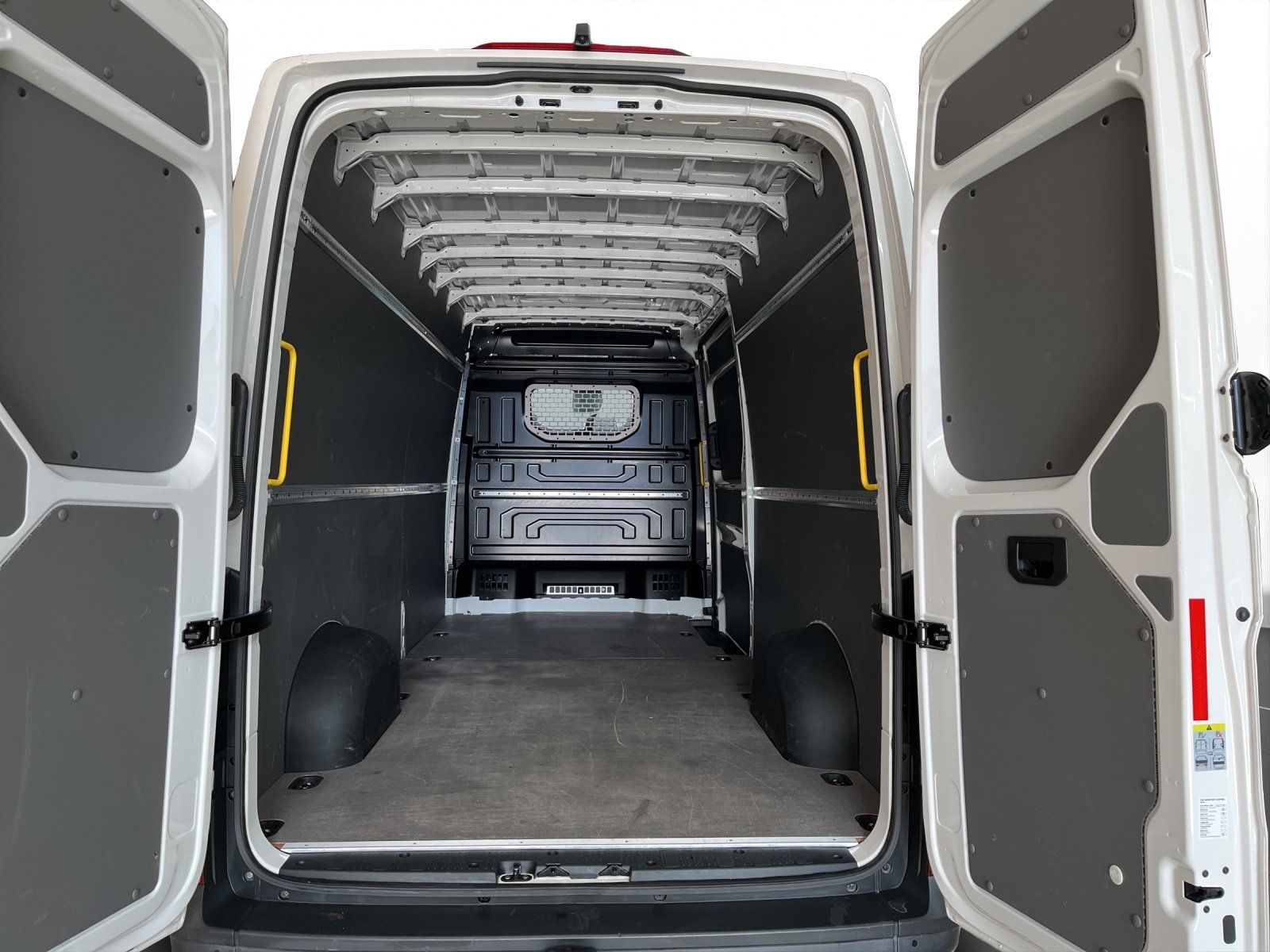 Volkswagen Crafter - Bild 15