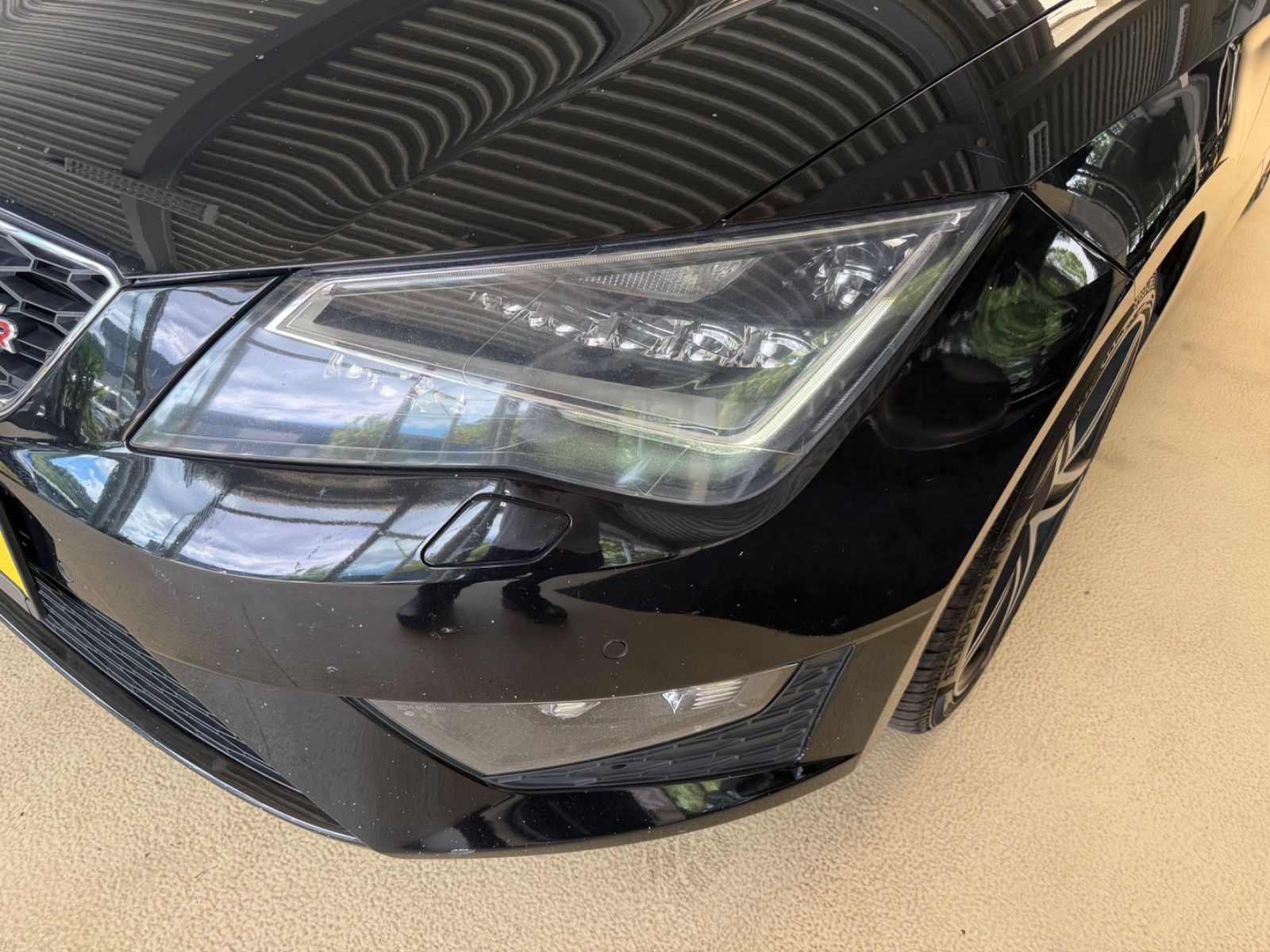 Fahrzeugabbildung SEAT Leon ST FR 2.0 TDI DSG 184PS * LED *