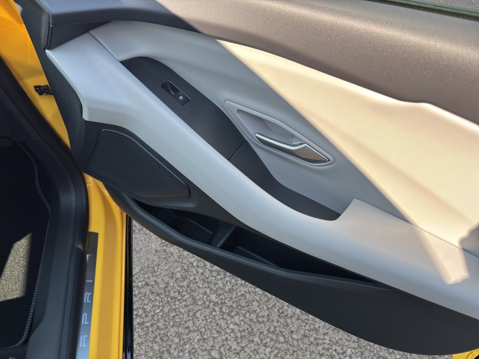 Fahrzeugabbildung Ford Capri eMotor 210 kW RWD Premium