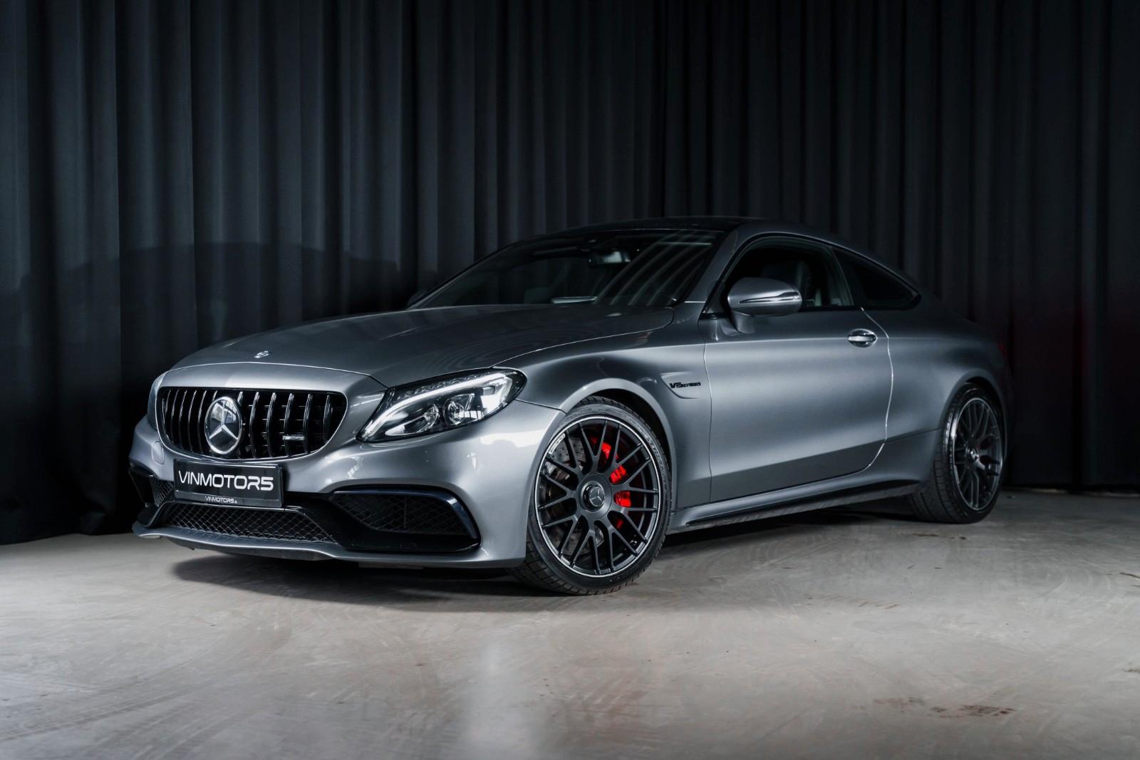 Mercedes-Benz C 63 AMG/LED/Burmester/Camera/Keyless/Vent Sitze