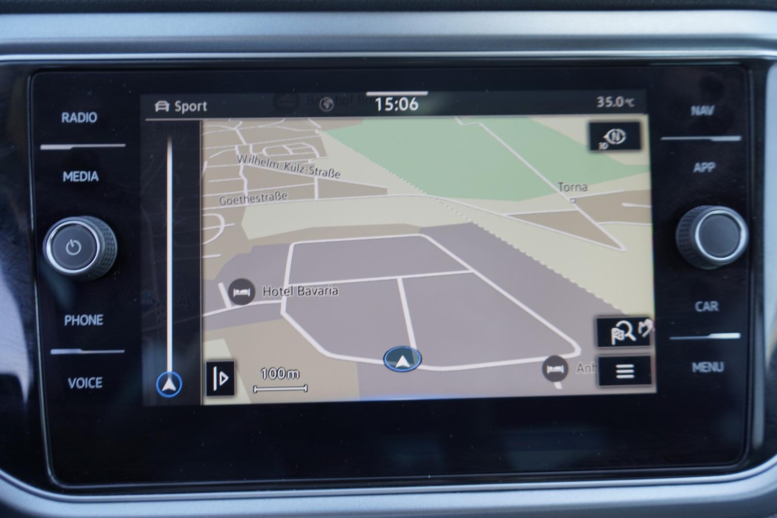 Volkswagen T-Roc 1.5 Active DSG LED Navi Klimaaut. PDC, миниатюра 15