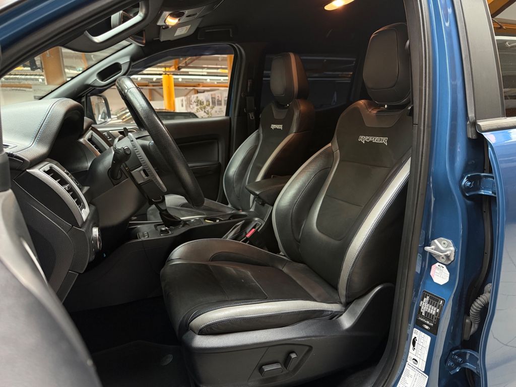 FORD Raptor Doppelkabine 4x4|Xenon|CarPlay|AHK FORD Raptor Doppelkabine 4x4|Xenon|CarPlay|AHK