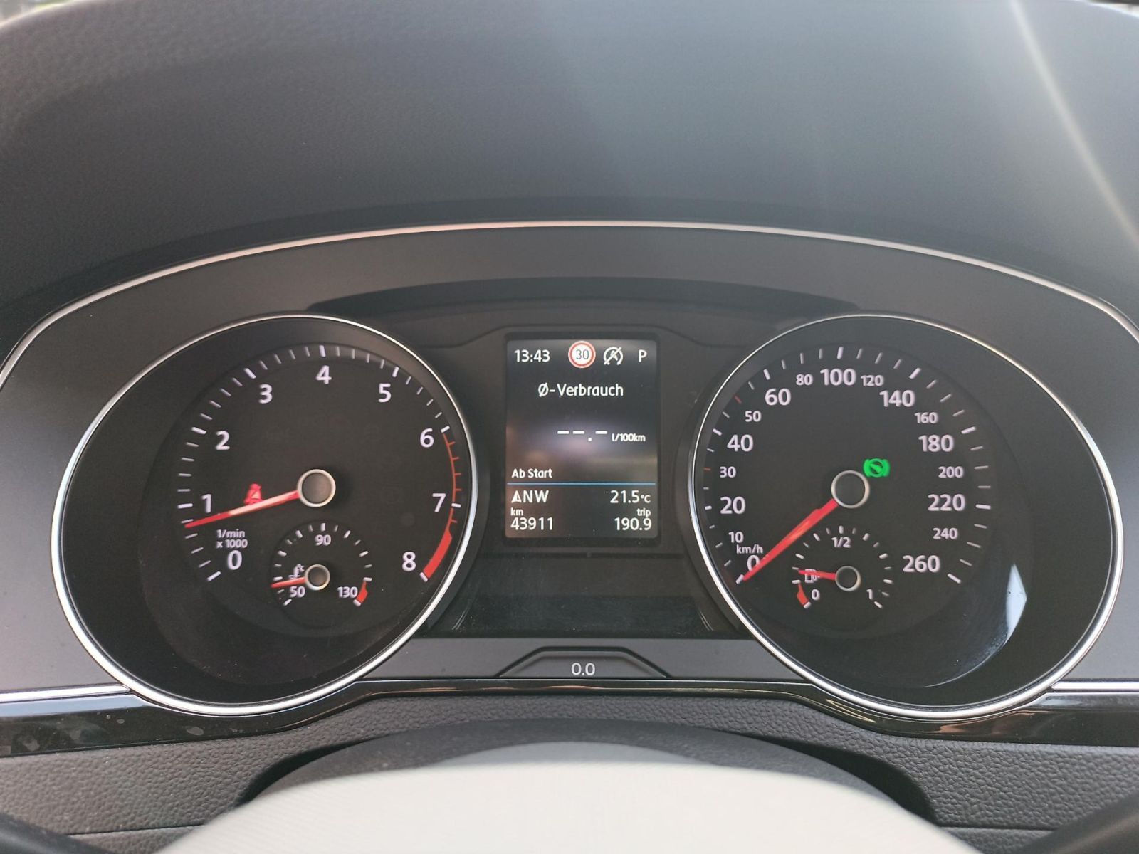 Volkswagen Passat Variant - Bild 15