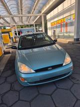 Ford Focus 1.4  3-Türer   - Ford Focus: Türer
