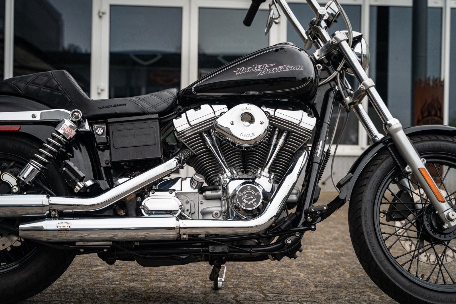 Fahrzeugabbildung Harley-Davidson DYNA SUPER GLIDE CUSTOM  FXDCI - PENZL - APE