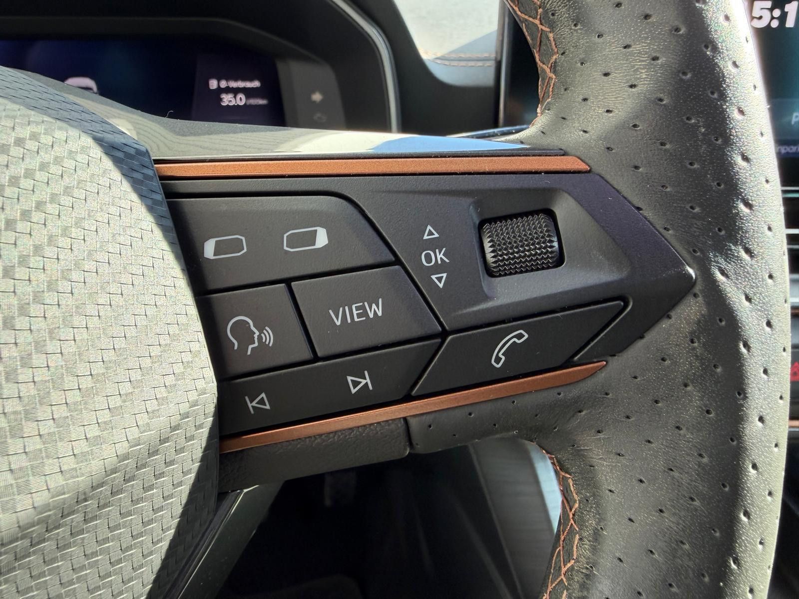 Fahrzeugabbildung CUPRA Formentor 2.0 TDI >VIRTU+LED+CARPL+PDC+ACC+DAB+