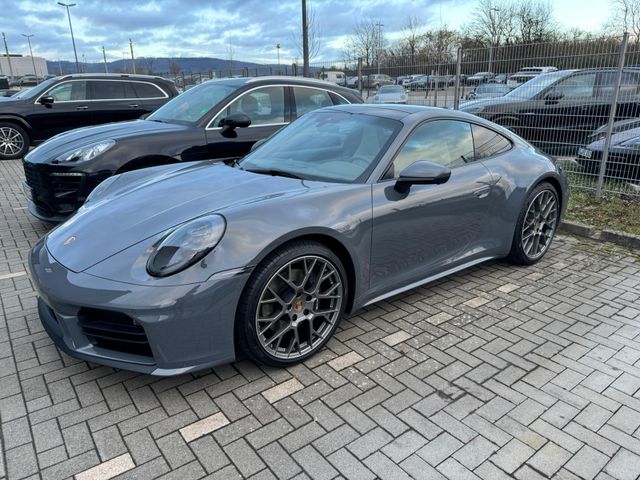 PORSCHE 992 Carrera Coupé Carrera