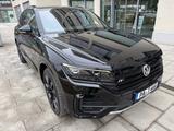 Volkswagen Touareg 3.0 V6 TDI 4MOT R-Line Black Style Pano  - Volkswagen Touareg: Black
