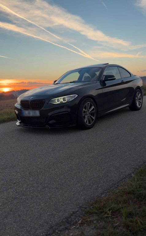 Image of BMW M235