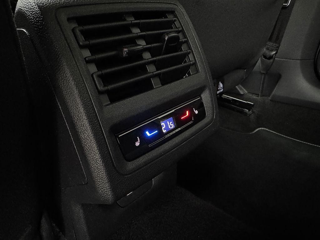 Golf VIII Variant 1.5 eTSI STYLE *DCC*STDHZG*