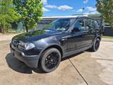 BMW X3 2.5i mit AHZV und Sportsitze in Leder schwarz - BMW X3 aus 2004: 2.5