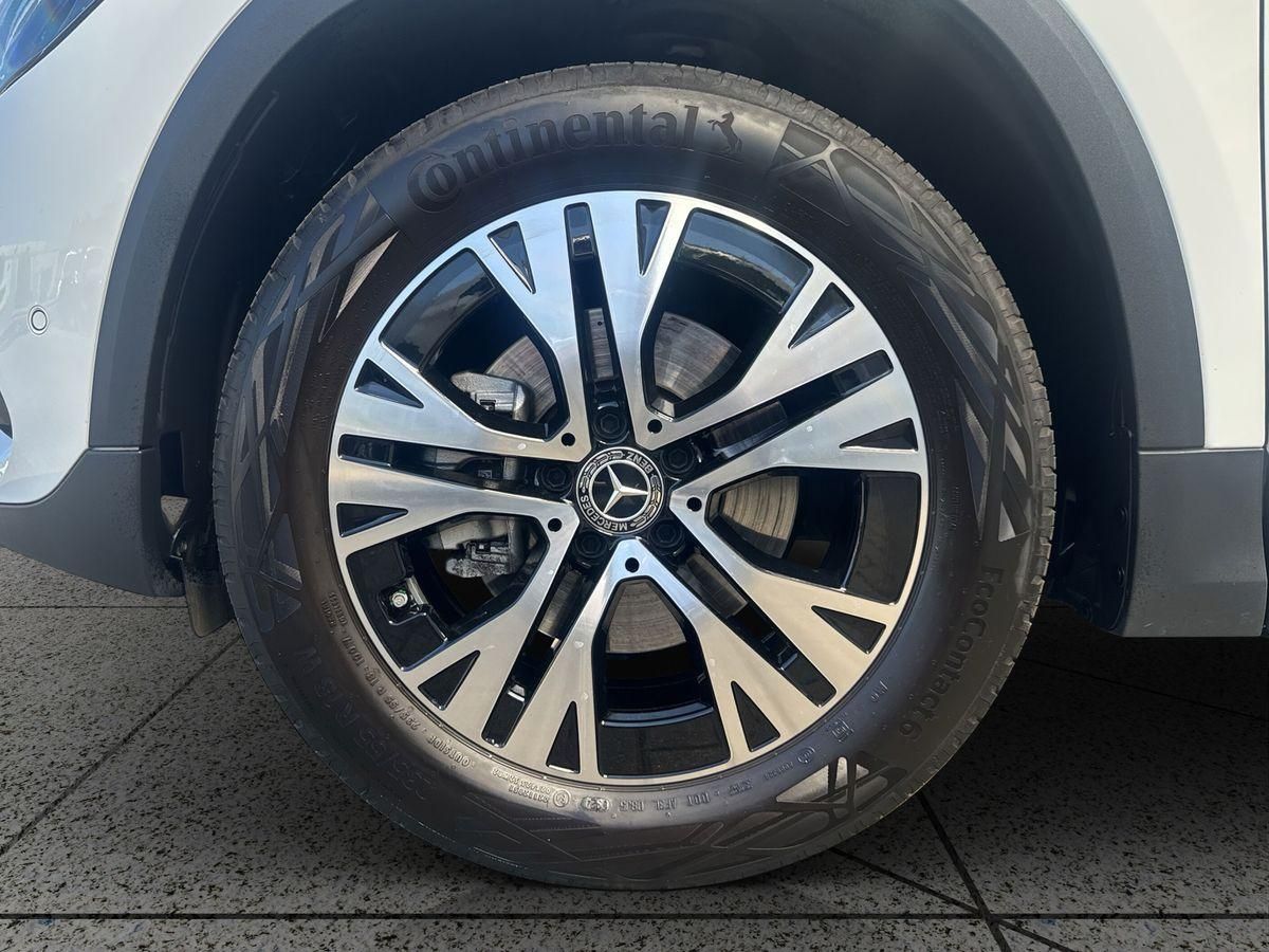 Mercedes-Benz GLA 180 Progressive Line Adv. Winter Kamera MBUX foto 17