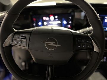 Fotografie 17 des Opel Mokka 1.2 DI Turbo Automatik Komfort + Tech Pake