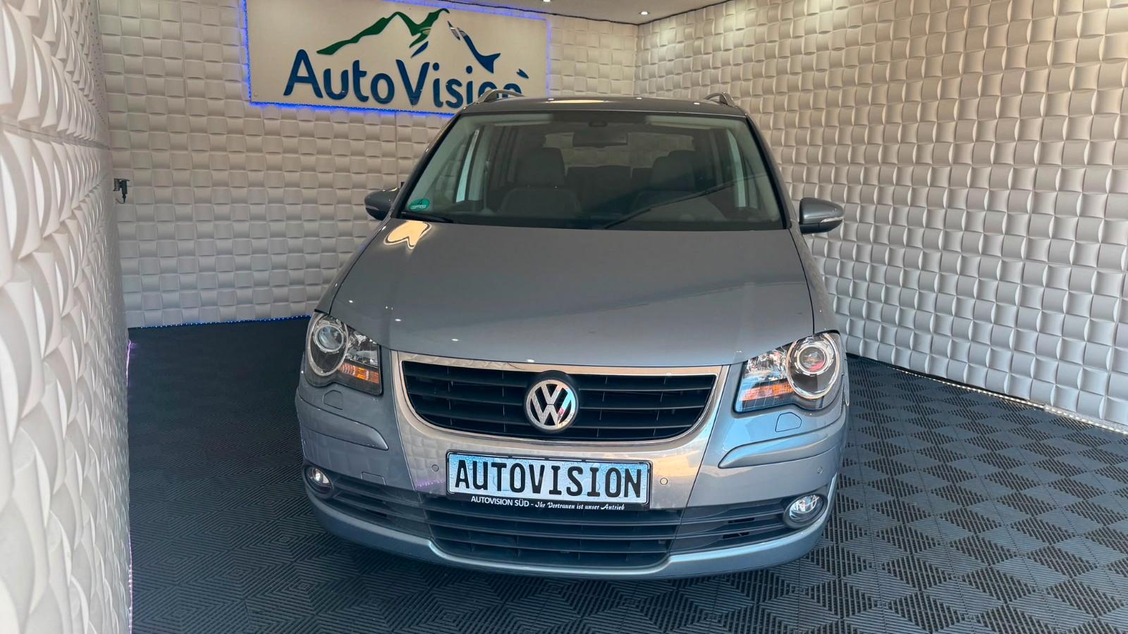 Volkswagen Touran 2.0 TDI Freestyle*7Sitzer*AHK*