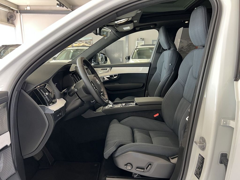 Volvo XC90 T8 Ultra Dark Recharge AWD FACELIFT UPE105K