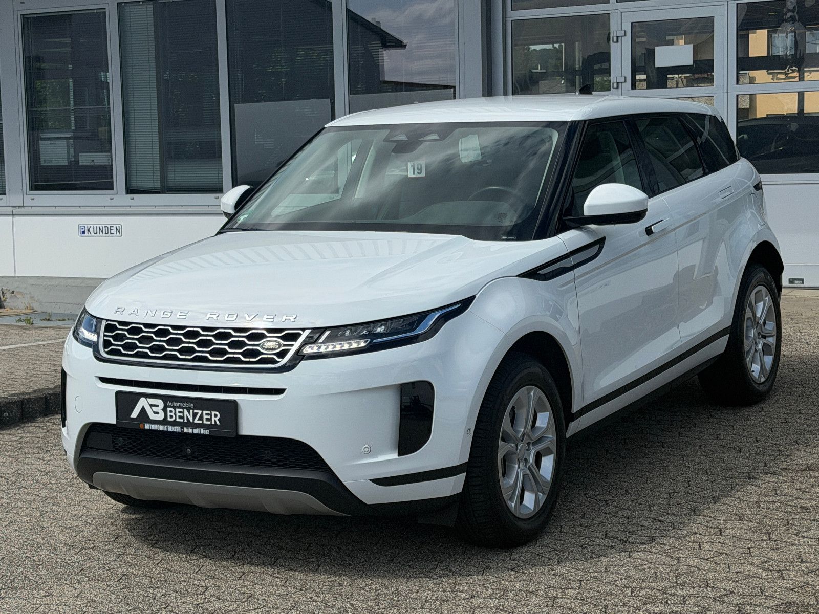 Fahrzeugabbildung Land Rover Range Rover Evoque S Hybrid/P300/360°/APPLE/NAVI