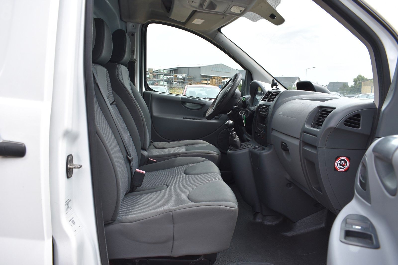 Fahrzeugabbildung Citroën Jumpy HDi 120 FAP 29 L1H1 Kasten