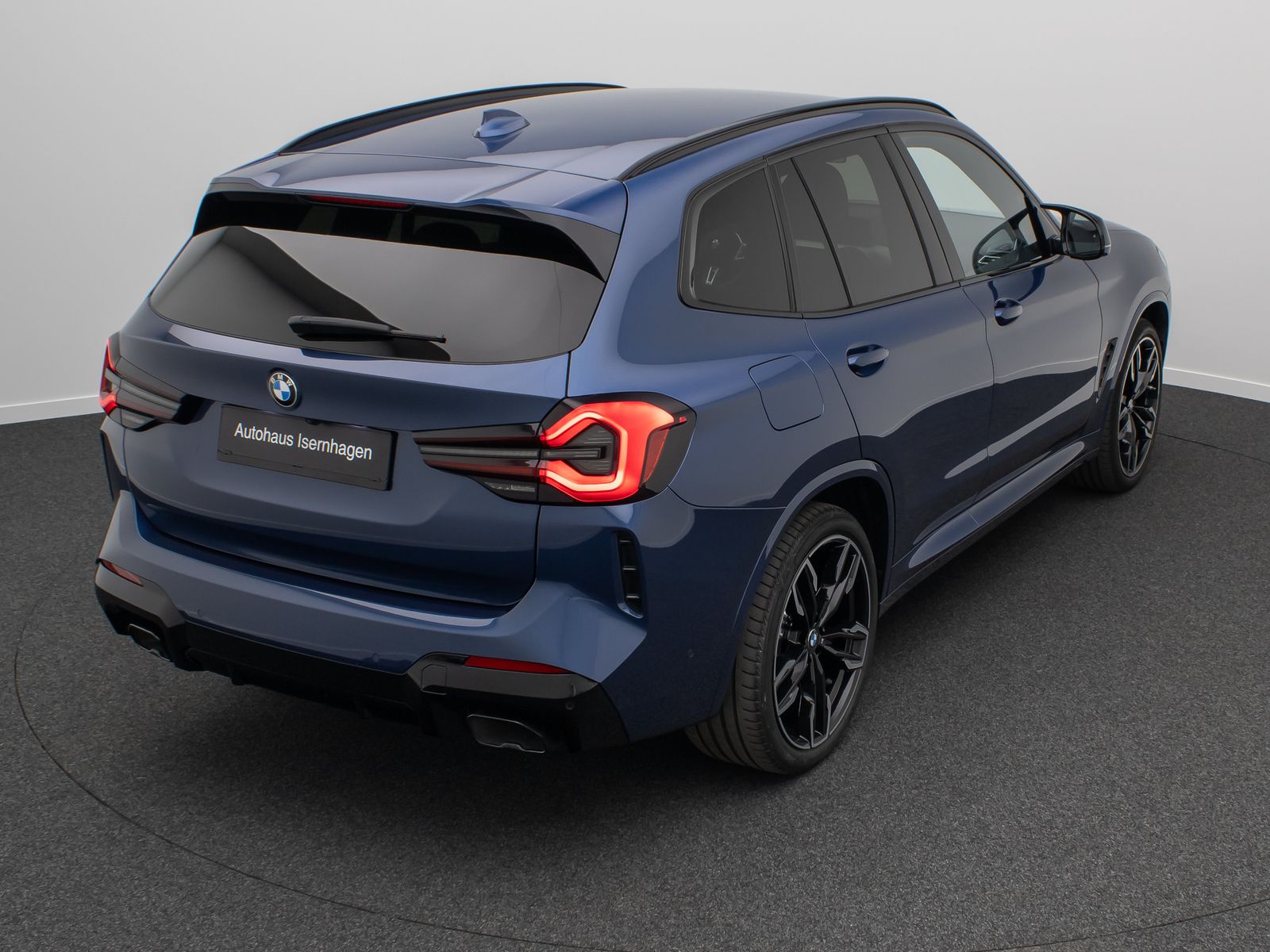 Fahrzeugabbildung BMW X3 M40i Kamera Laser HUD DAB HiFi Komfort 21Zoll