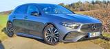 Mercedes-Benz A200 AMG Line / Panorama / Distronic / 1. Hand  