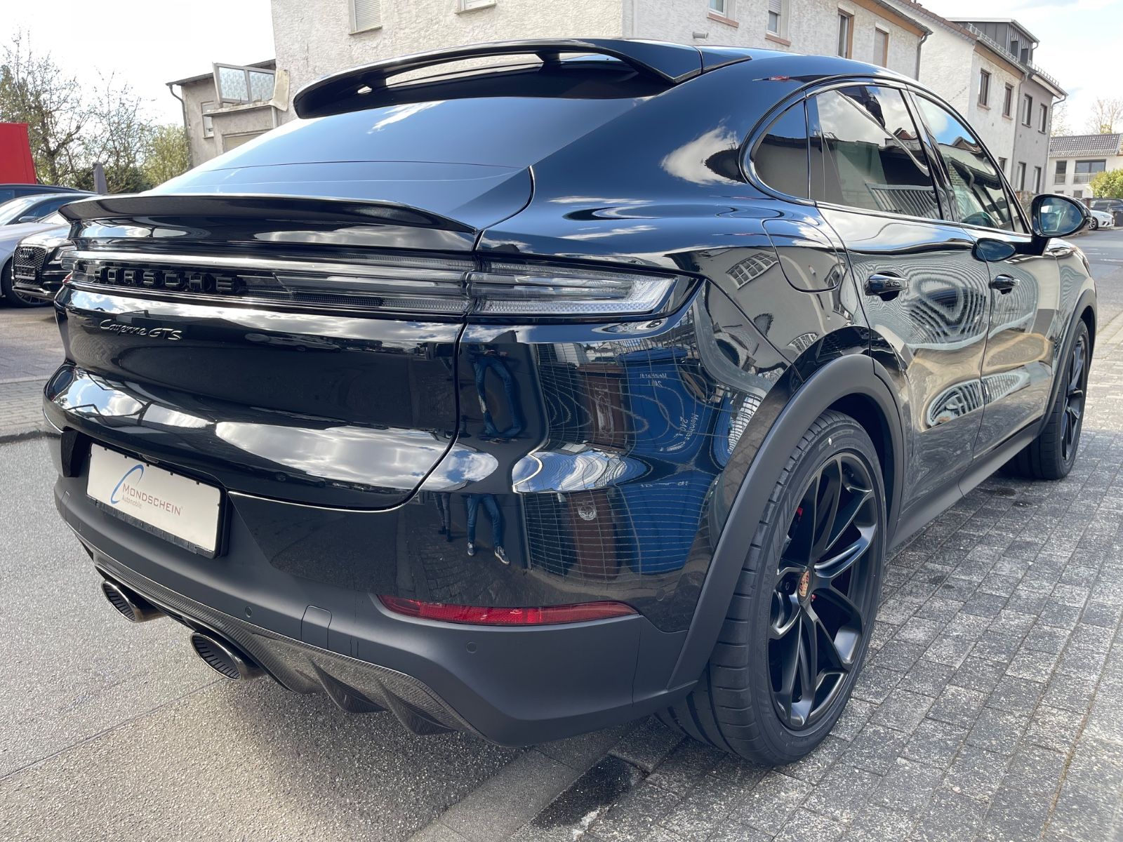 Fahrzeugabbildung Porsche Cayenne GTS Coupé Leichtbau|ACC|HUD|PASM|3.Displ