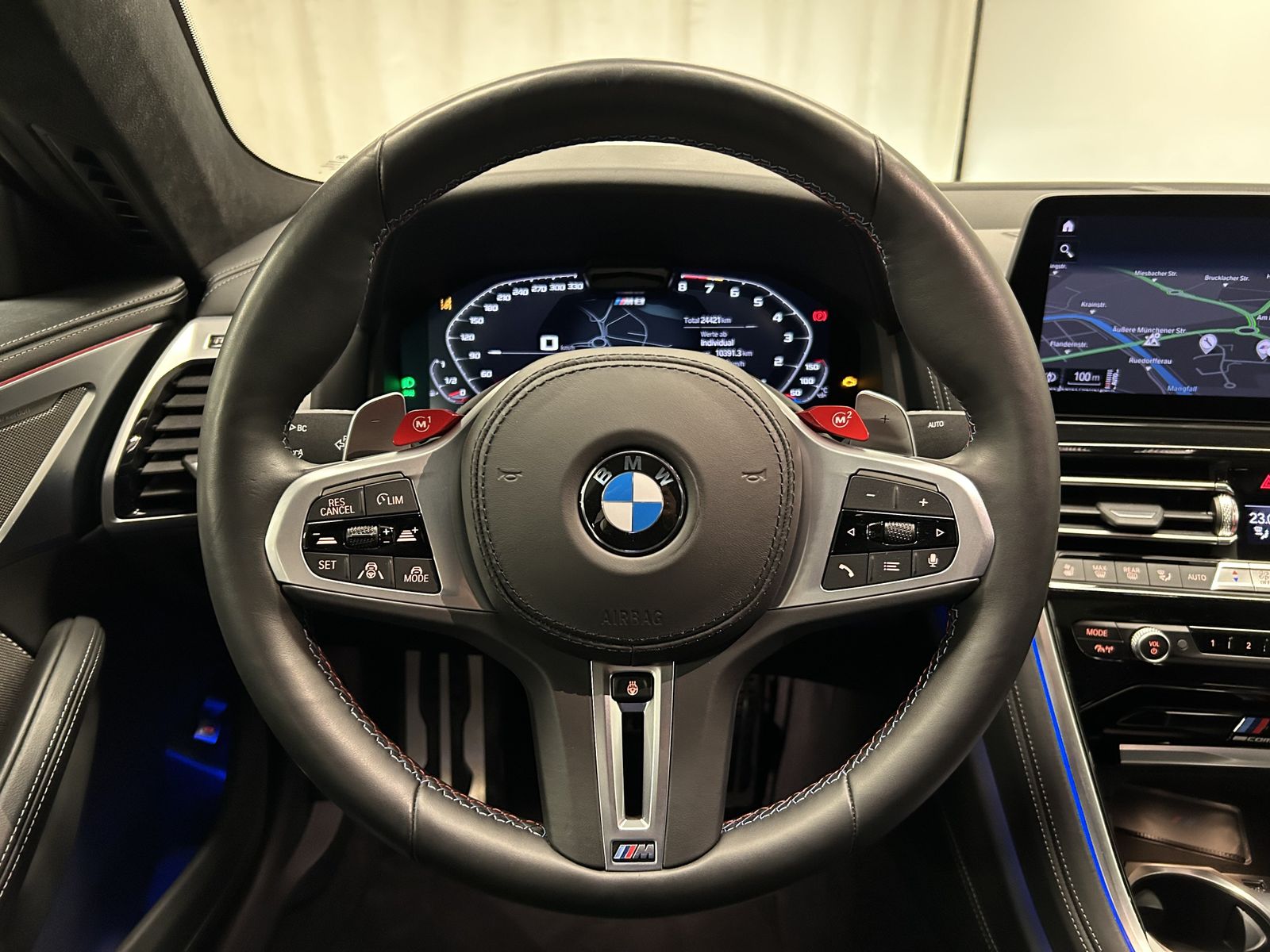 BMW M8 - Bild 24