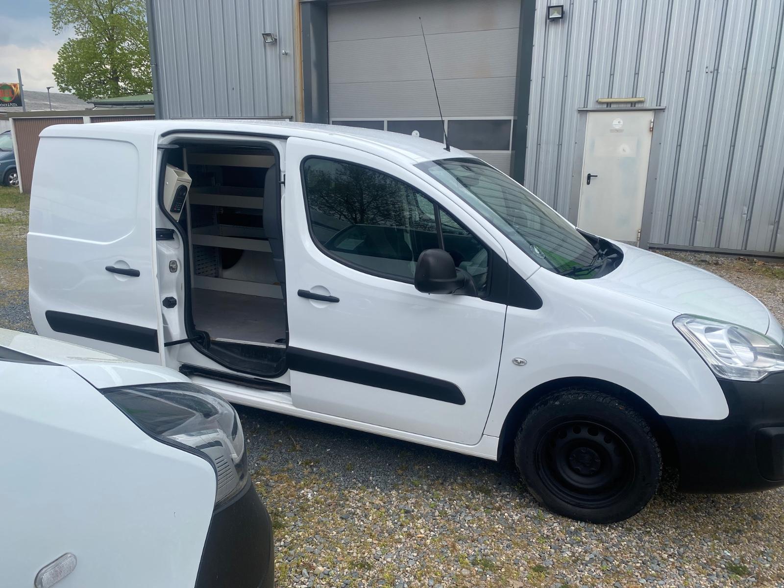 Peugeot Partner L1 Premium,Automatic,KLIMA,SHZ,AHK