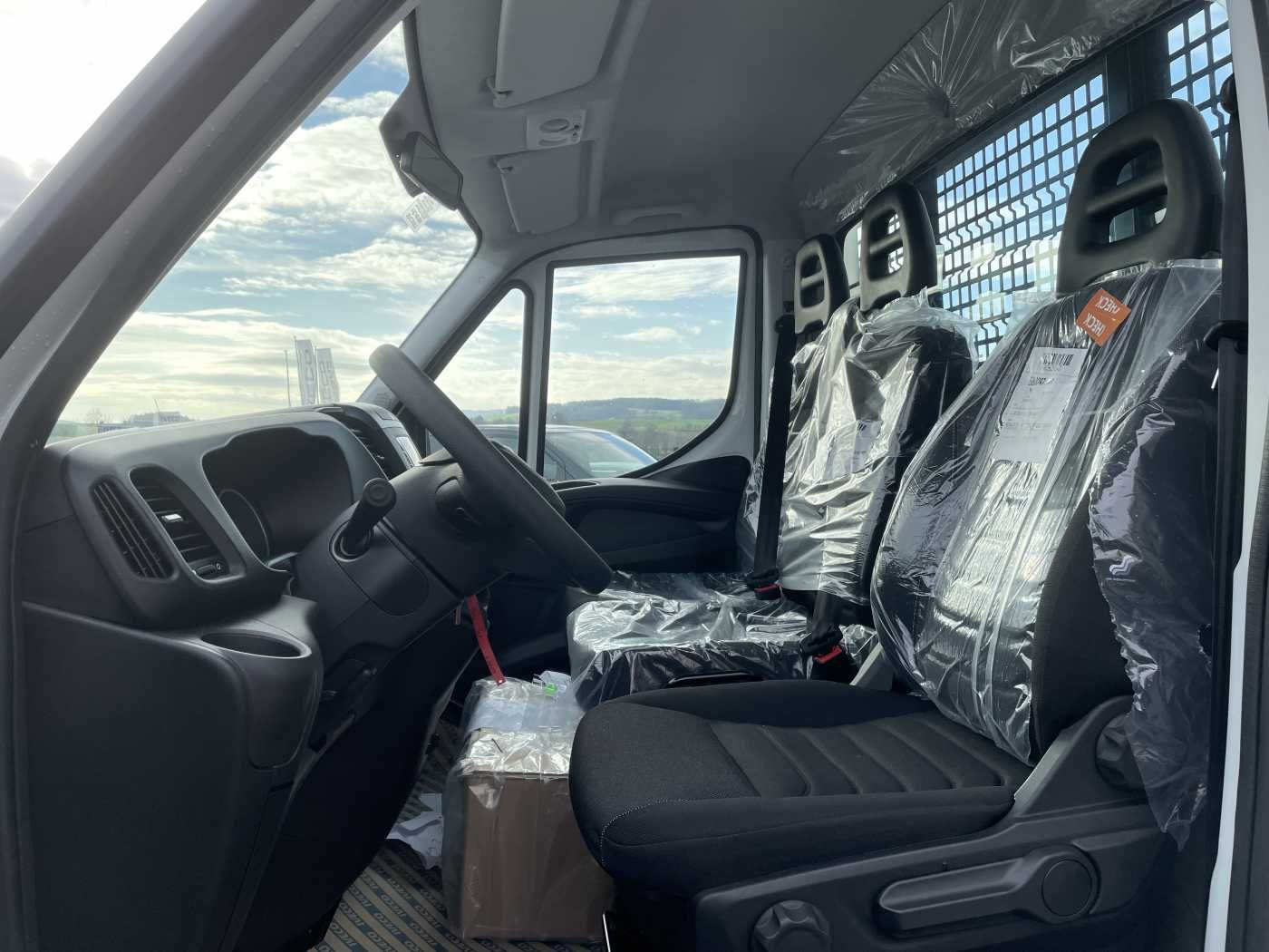 Fahrzeugabbildung Iveco Daily 35S14 Pritsche *AHK*Klima*