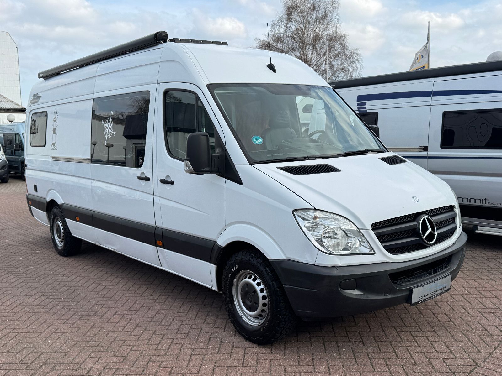 Vehicle image Mercedes-Benz SPRINTER 313 ELBE BOOTS MANUFACTURE