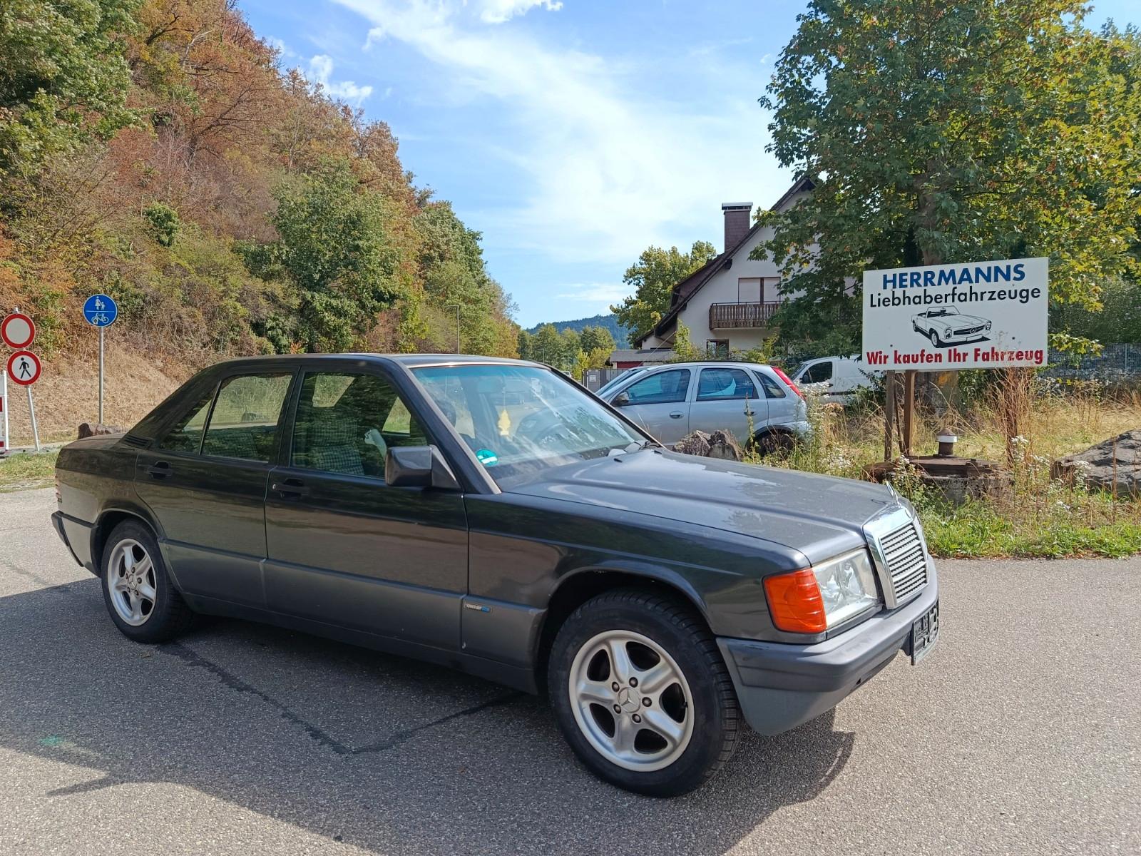 Mercedes-Benz W201, 190, 2.0 , Sportline, TÜV03/2027, Auotmat.