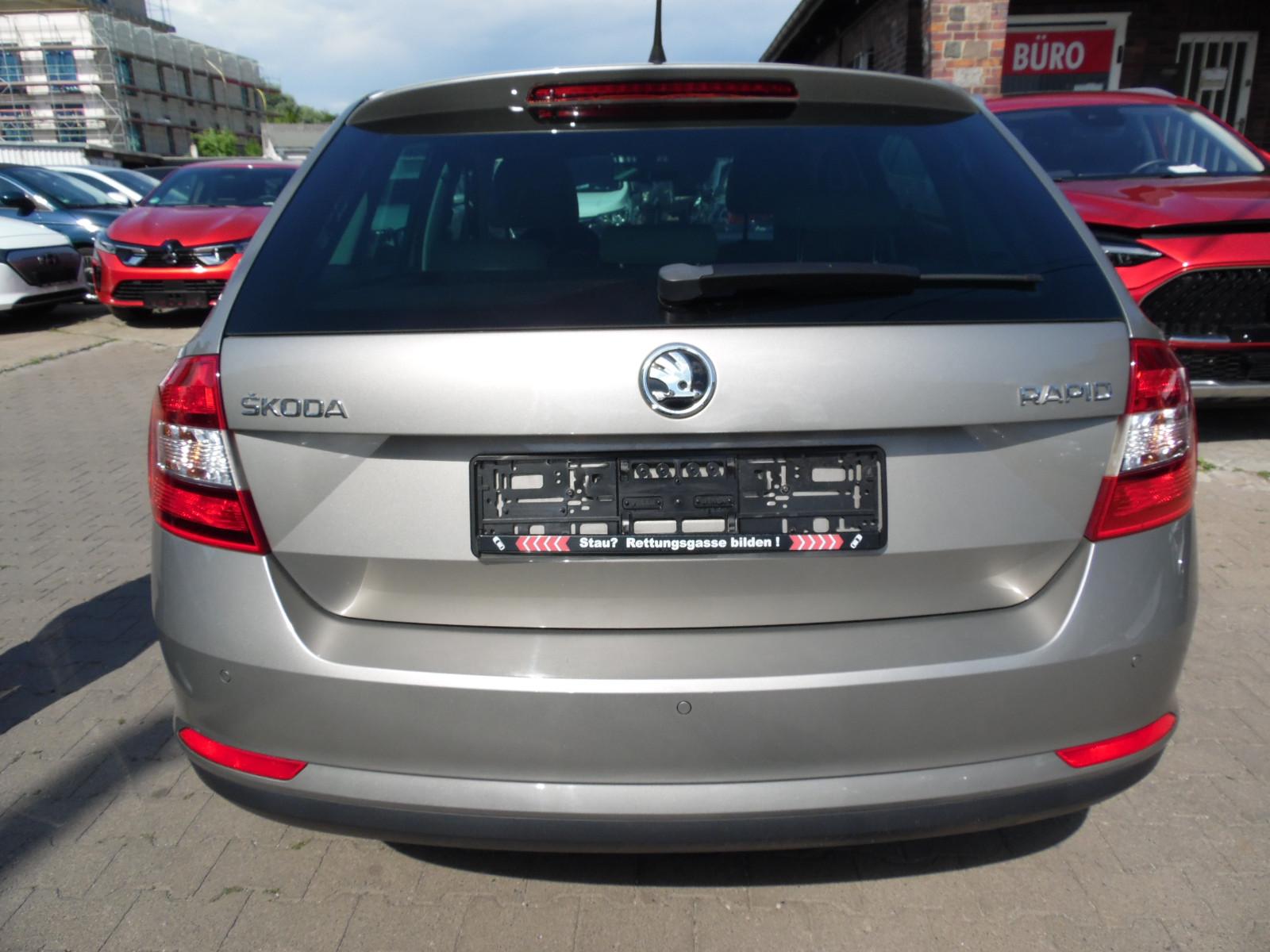 Skoda Rapid 2014 — photo 18