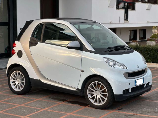 Smart ForTwo 1000 52 kW coupé passion