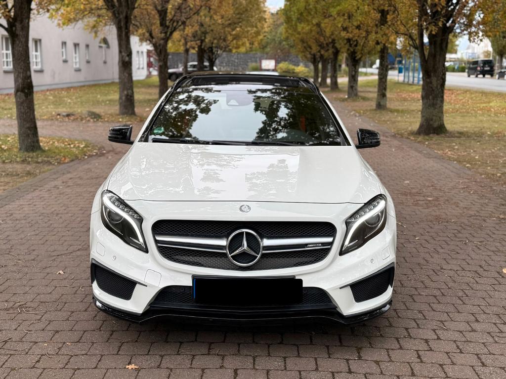 Mercedes-Benz GLA 45 AMG