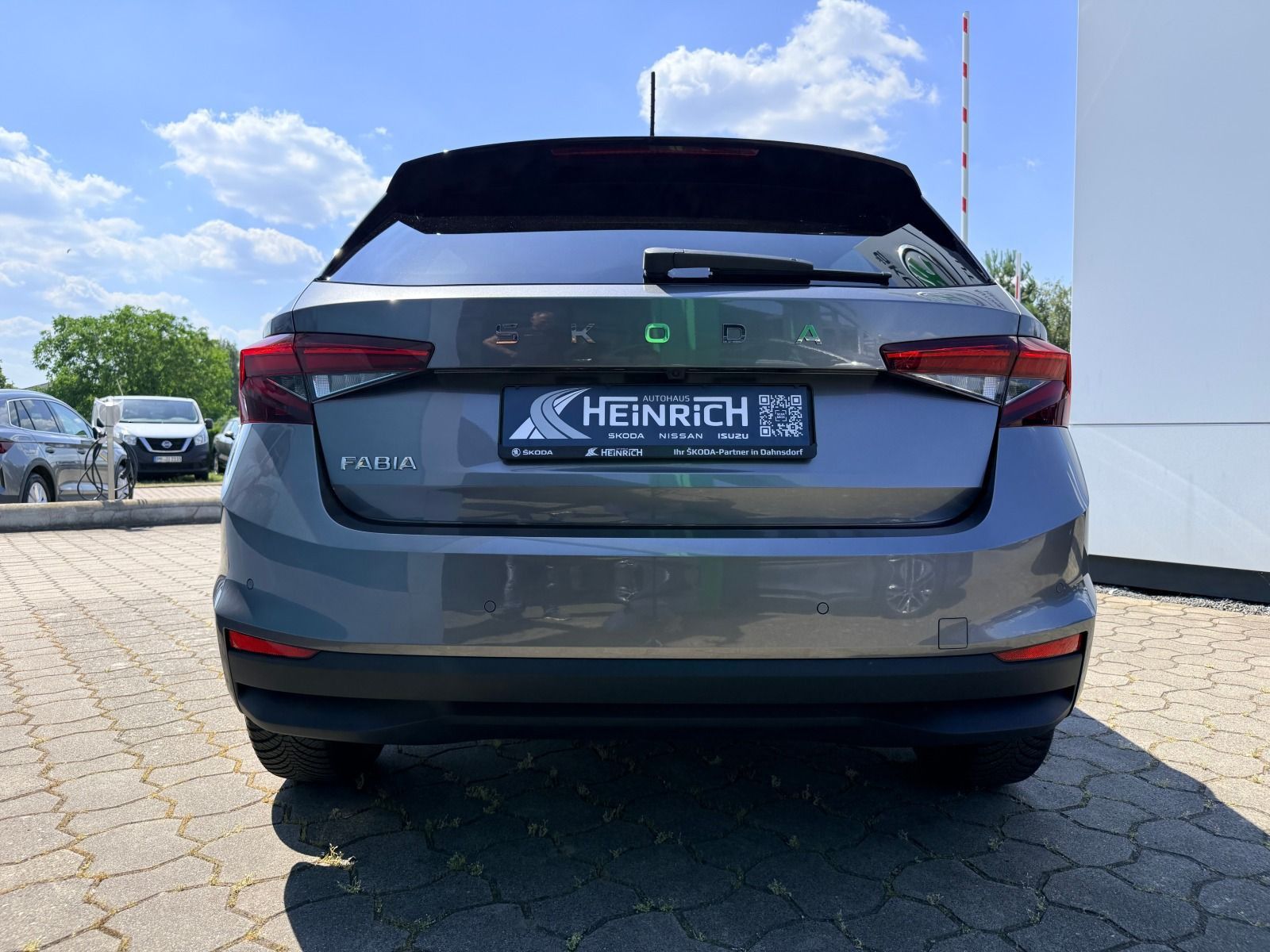 Fahrzeugabbildung SKODA Fabia Tour 115PS 6-Gang*RFK*SmartLink*Allwetter